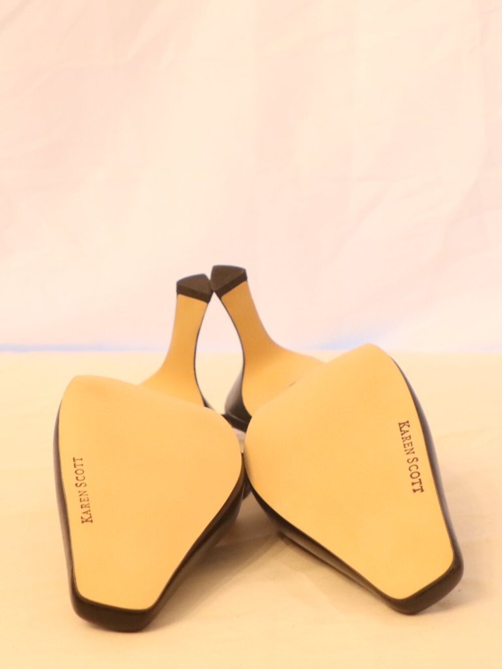 Karen Scott Size 9 Black Slingback Pumps - Picture 6 of 6
